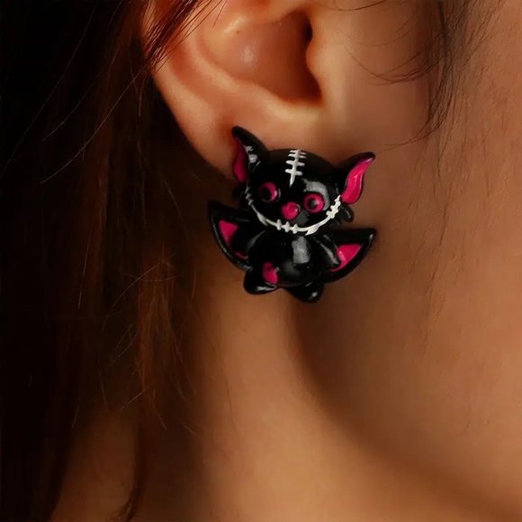 😈4 Pairs Halloween Earrings Studs Bat Pumpkin Ghost Treat Bags😈 - Picture 1 of 4